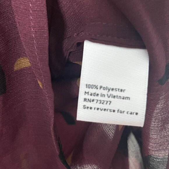 2/$30 Nine West Sheer Maroon Top XL - Picture 4 of 5